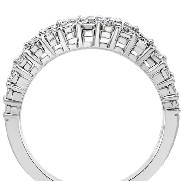 Gorgeous diamond multi-row cross over ring (1 ct. t.w.) in sterling silver - Picture 4 of 5